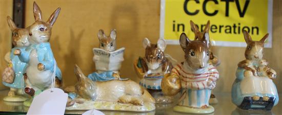 8 Beswick Beatrix Potter figures, Peter Rabbit, etc, brown back stamps & Royal Albert Peter in Gooseberry Net (9)